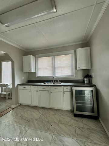 5018 Arthur Street, Moss Point, MS 39563
