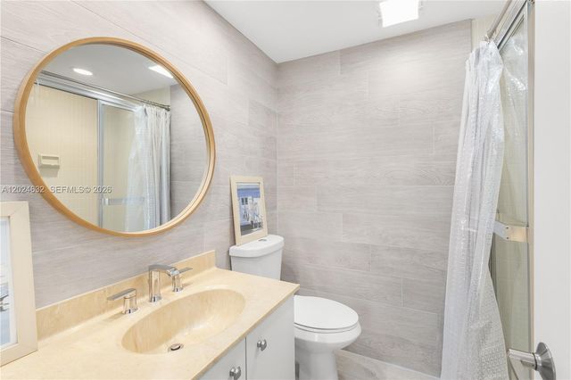 20281 E Country Club Drive 510, Aventura, FL 33180