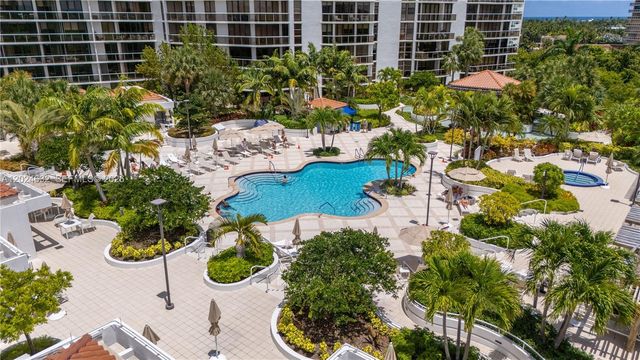 20281 E Country Club Drive 510, Aventura, FL 33180