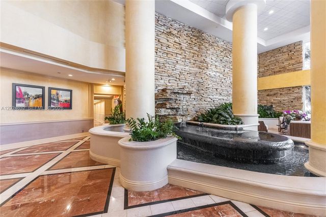 20281 E Country Club Drive 510, Aventura, FL 33180