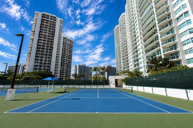 20281 E Country Club Drive 510, Aventura, FL 33180