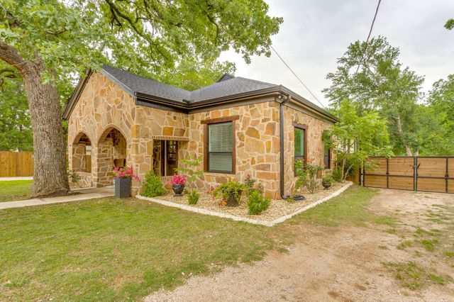 315 Cleveland Avenue, Weatherford, TX 76086