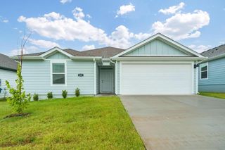 307 NW Granny Smith Street, Gentry, AR 72734