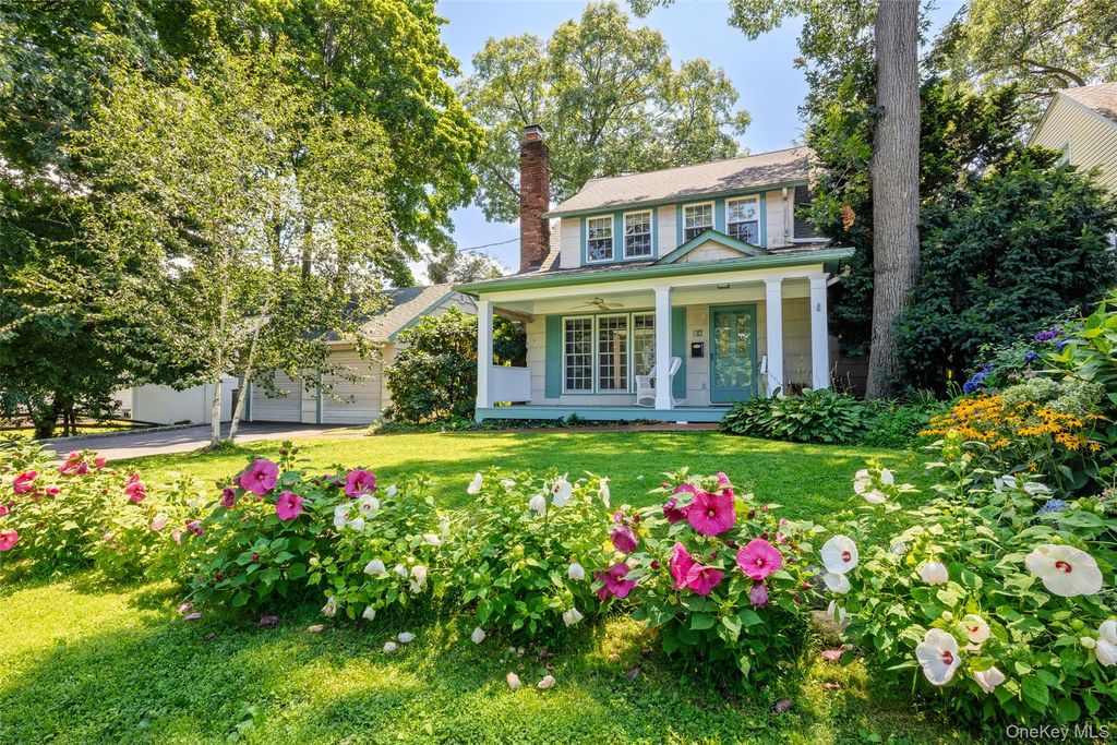 84 Oak Street, Northport, NY 11768