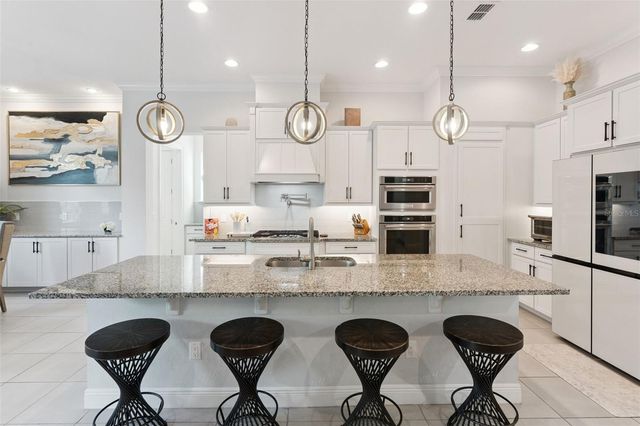 671 CANOPY ESTATES DRIVE, Winter Garden, FL 34787