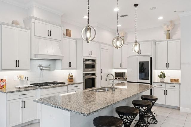 671 CANOPY ESTATES DRIVE, Winter Garden, FL 34787