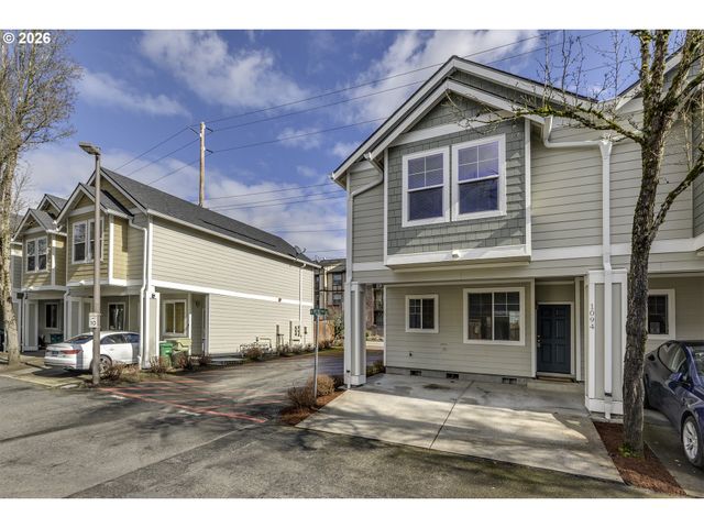 1094 Ne PERL Way, Hillsboro, OR 97006