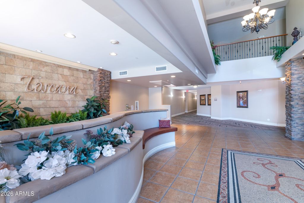 5350 E DEER VALLEY Drive 2400, Phoenix, AZ 85054 — photo 2