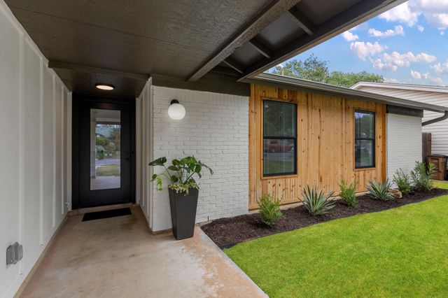 2512 McGregor DR, Austin, TX 78745