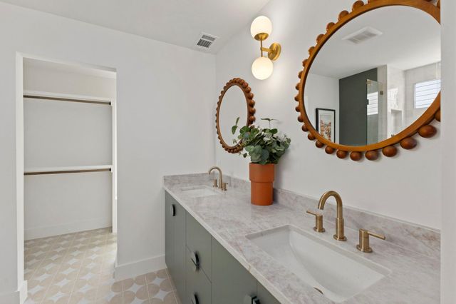 2512 McGregor DR, Austin, TX 78745