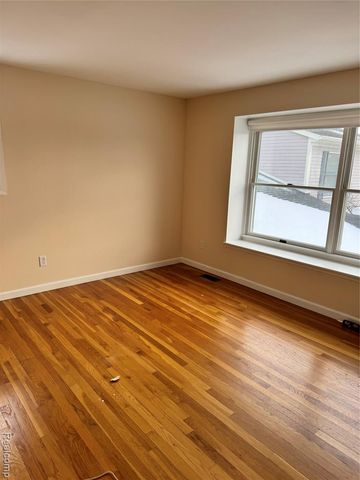 20041 Great Oaks Circle N 317, Clinton Township, MI 48036