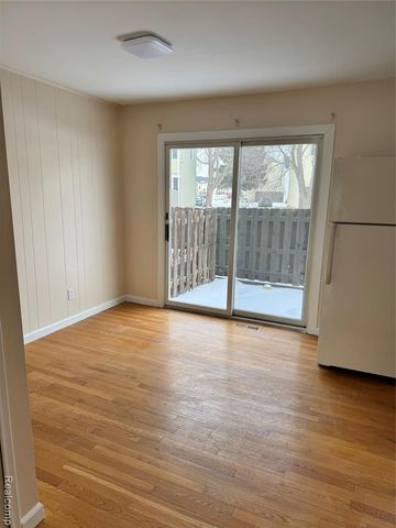 20041 Great Oaks Circle N 317, Clinton Township, MI 48036