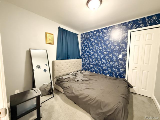 4924 Jackson Street, Dearborn Heights, MI 48125