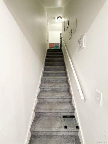 4924 Jackson Street, Dearborn Heights, MI 48125