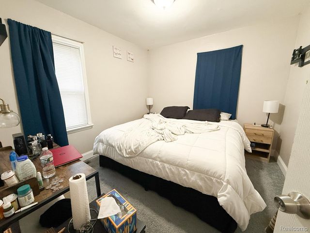 4924 Jackson Street, Dearborn Heights, MI 48125