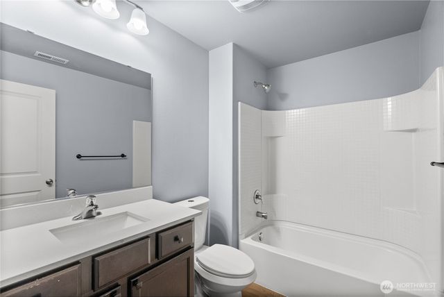 19011 112th Avenue Ct E, Puyallup, WA 98374