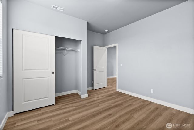 19011 112th Avenue Ct E, Puyallup, WA 98374