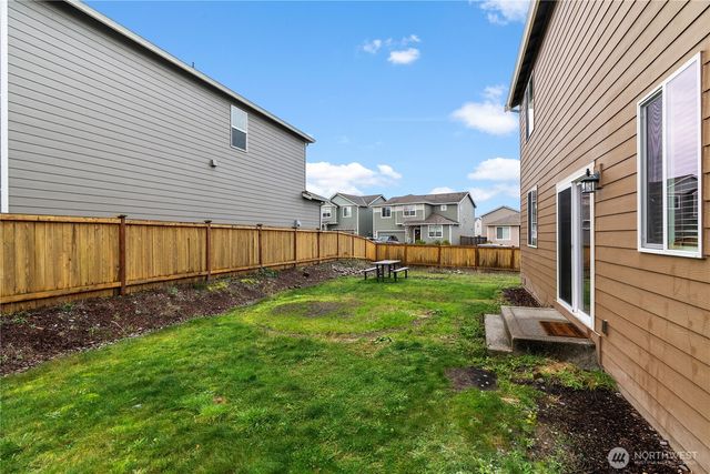 19011 112th Avenue Ct E, Puyallup, WA 98374