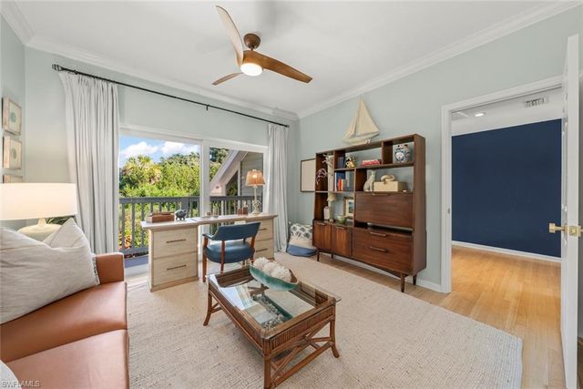 1048 Kings Crown DR, Sanibel, FL 33957