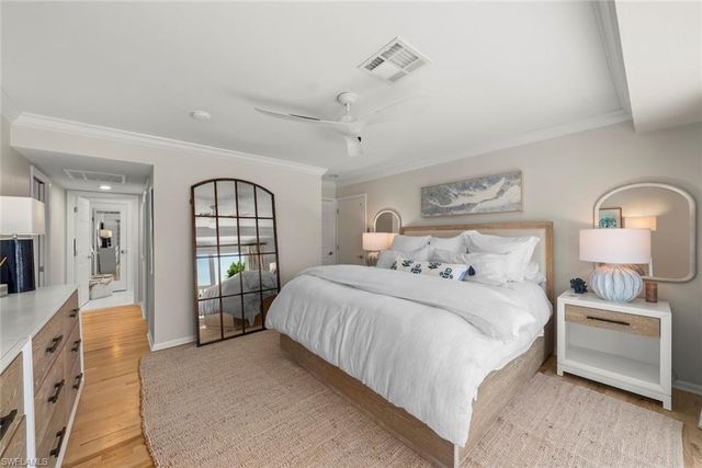 1048 Kings Crown DR, Sanibel, FL 33957
