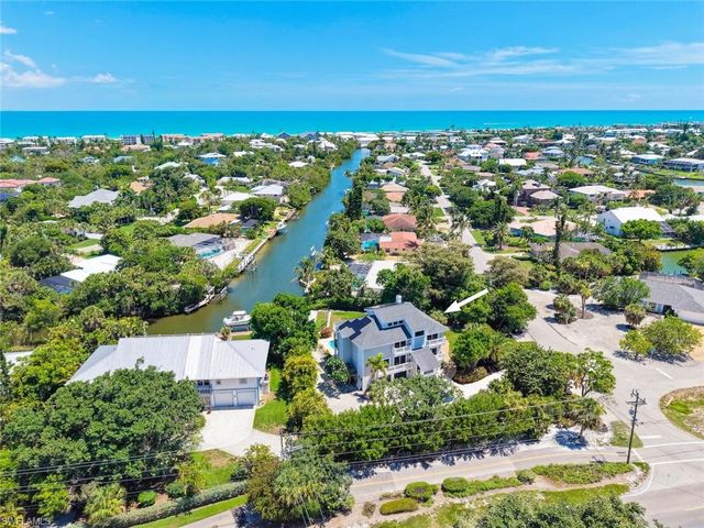 1048 Kings Crown DR, Sanibel, FL 33957