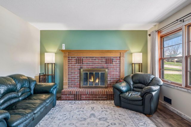 8339 Ingberg Trail S, Cottage Grove, MN 55016