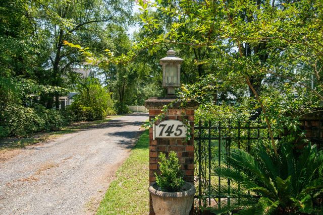 745 Francis Marion Dr., Georgetown, SC 29440