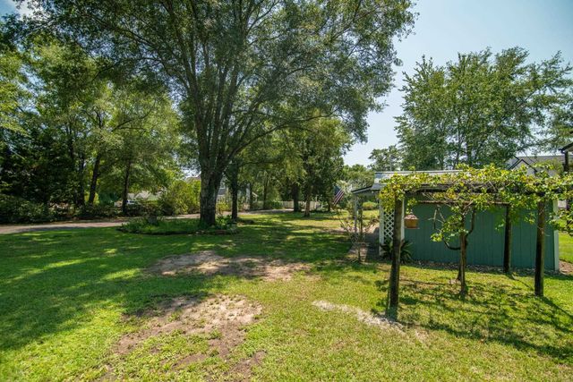 745 Francis Marion Dr., Georgetown, SC 29440