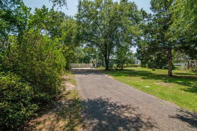 745 Francis Marion Dr., Georgetown, SC 29440