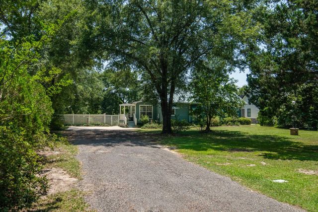 745 Francis Marion Dr., Georgetown, SC 29440