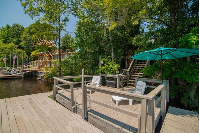 745 Francis Marion Dr., Georgetown, SC 29440