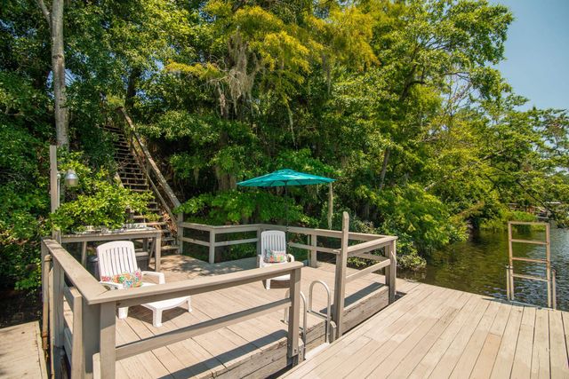 745 Francis Marion Dr., Georgetown, SC 29440