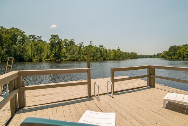 745 Francis Marion Dr., Georgetown, SC 29440