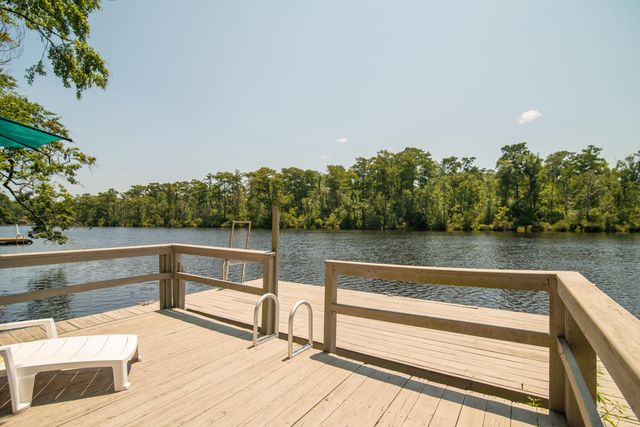 745 Francis Marion Dr., Georgetown, SC 29440