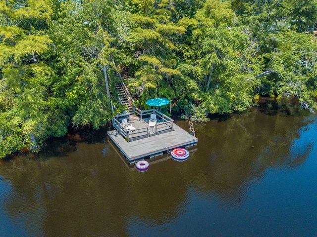 745 Francis Marion Dr., Georgetown, SC 29440