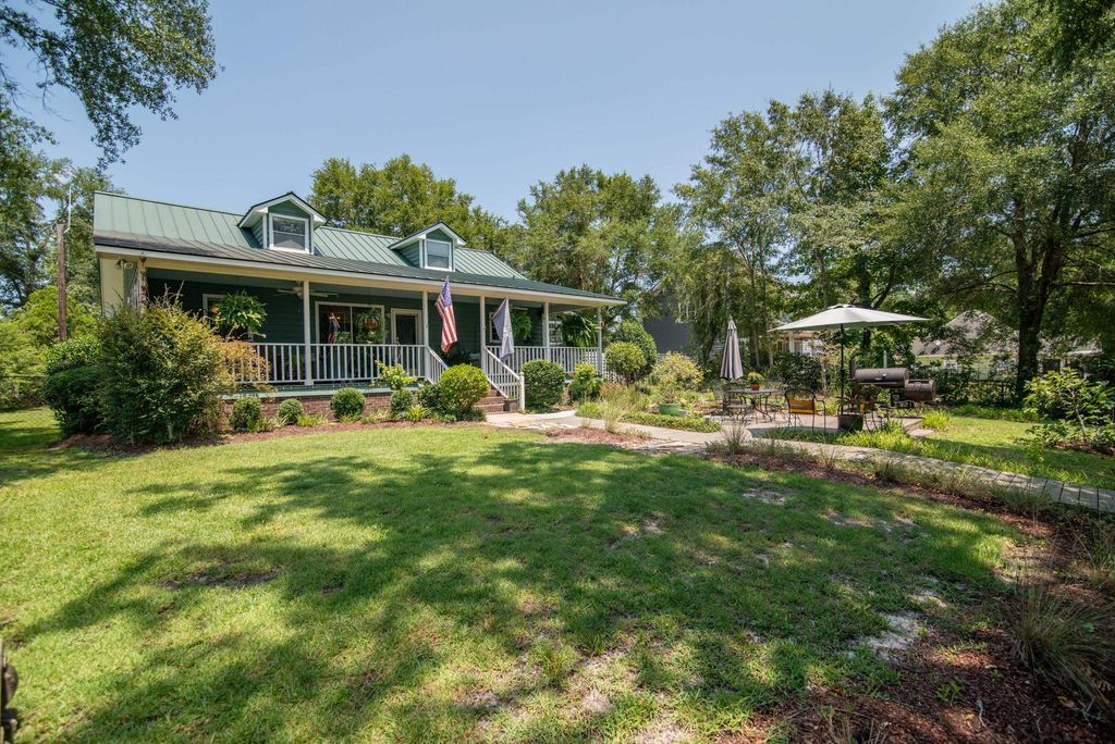 745 Francis Marion Dr., Georgetown, SC 29440