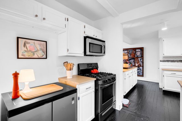 17202 Warrington Drive, Detroit, MI 48221