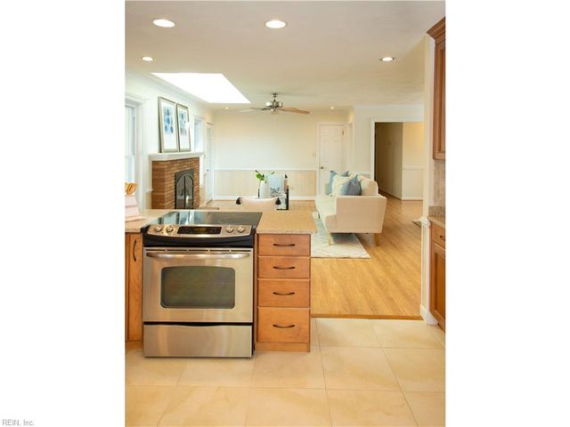 1113 Trantwood AVE, Virginia Beach, VA 23454