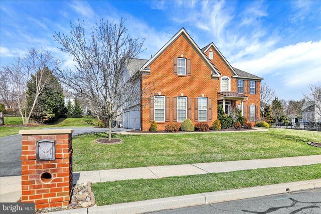 12 HIDDEN BROOK WAY, Reading, PA 19608