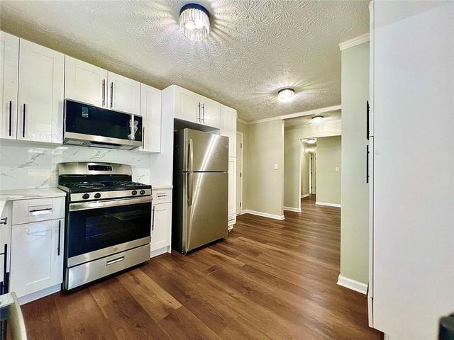 2034 Corners Circle, Lithonia, GA 30058