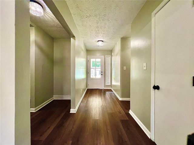 2034 Corners Circle, Lithonia, GA 30058