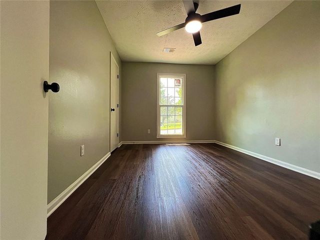 2034 Corners Circle, Lithonia, GA 30058