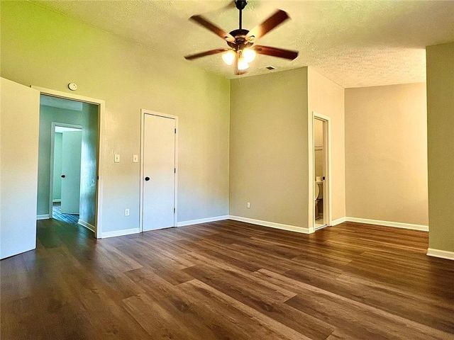 2034 Corners Circle, Lithonia, GA 30058