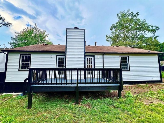 2034 Corners Circle, Lithonia, GA 30058