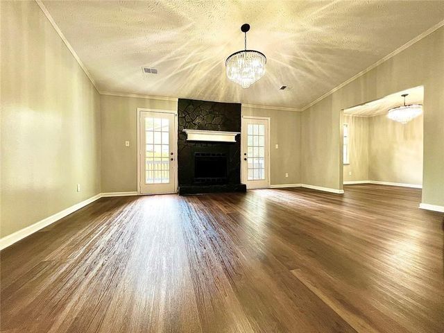 2034 Corners Circle, Lithonia, GA 30058