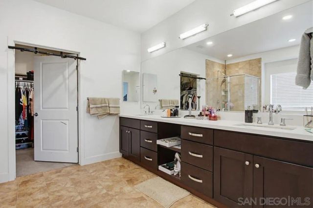 1675 FELICITAS LANE, Escondido, CA 92025