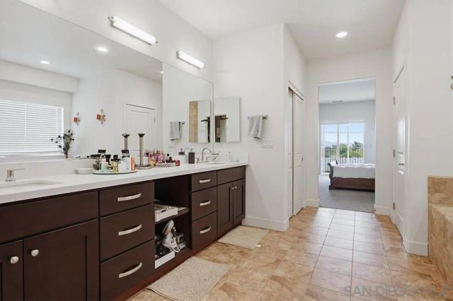 1675 FELICITAS LANE, Escondido, CA 92025