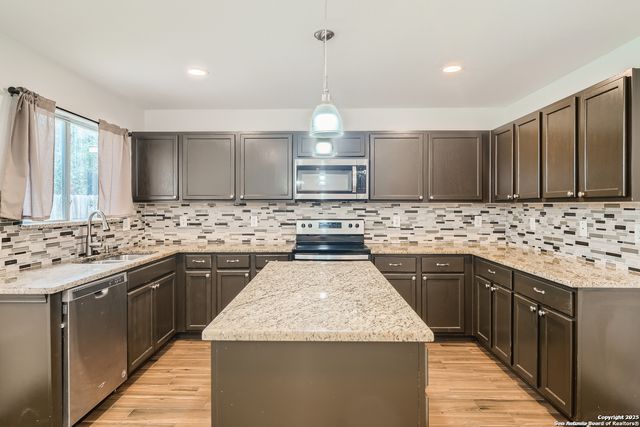 8115 Ashwood Pointe, San Antonio, TX 78254