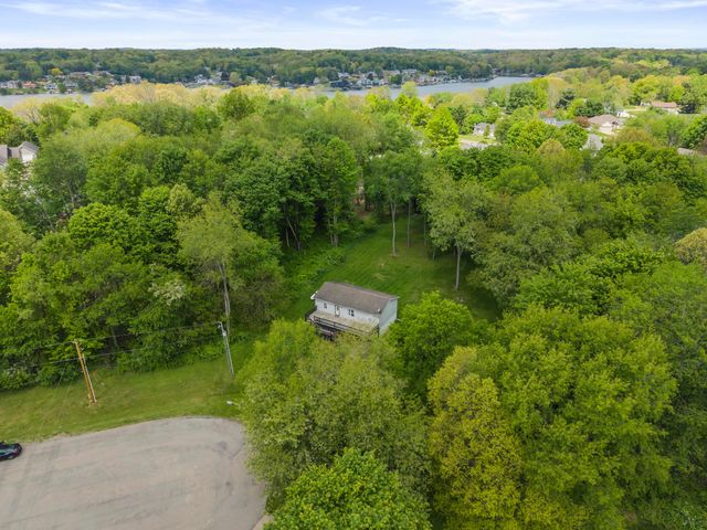 52 Eastway Court, Howard, OH 43028