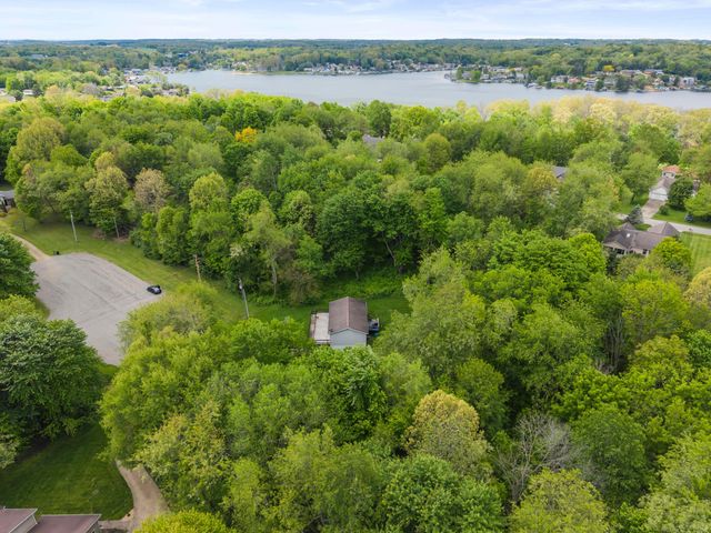 52 Eastway Court, Howard, OH 43028